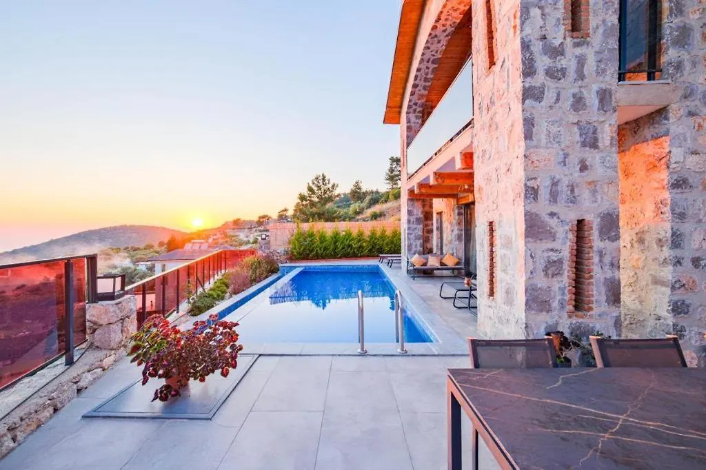 Villa Babadag Esintisi Fethiye Kozagaci